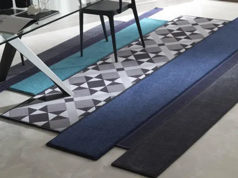 Tappeto a strisce con lunghezze diverse Portobello di Besana Moquette