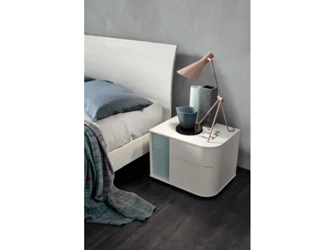 Comodino Bold in Olmo Artico laccato Nuvola di Maronese Acf