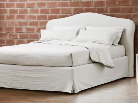 Letto in tessuto con testiera Tortola di Ventura