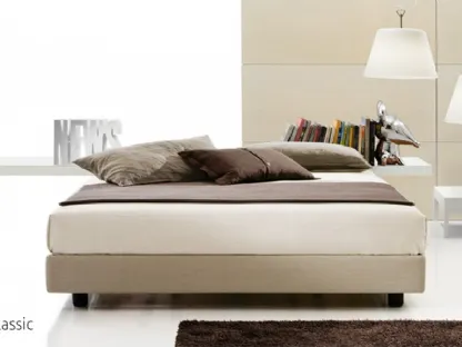 Letto sommier matrimioniale in tessuto Turca 4/4 di Ventura