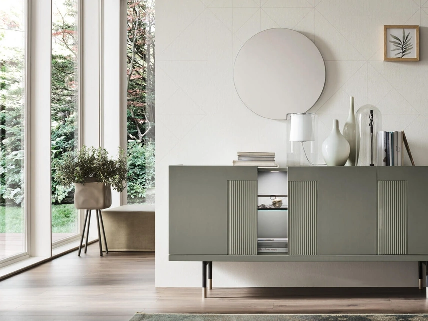 Madia Aura Glass in laccato con inserti decorativi di Maronese