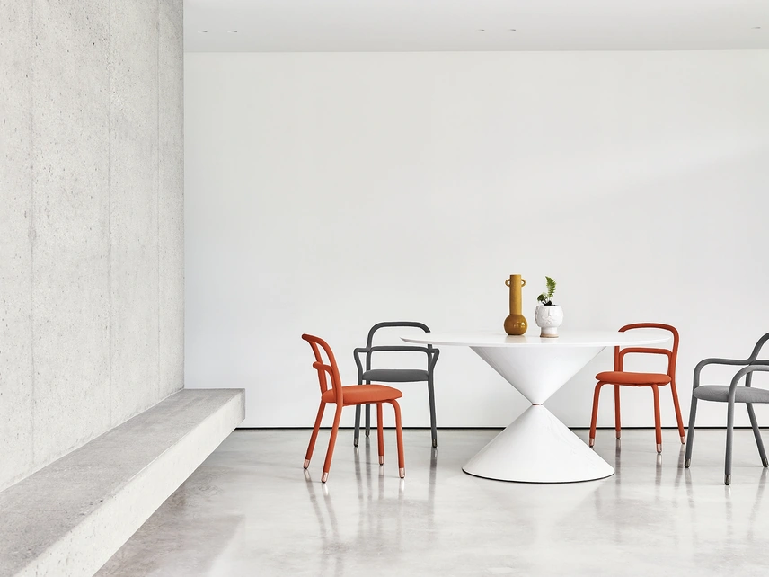 Sedia imbottita Pippi di Midj