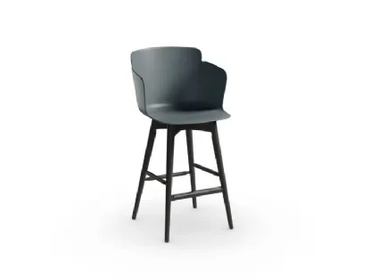 Sgabello con struttura in legno e seduta in plastica Calla LR PP di Midj