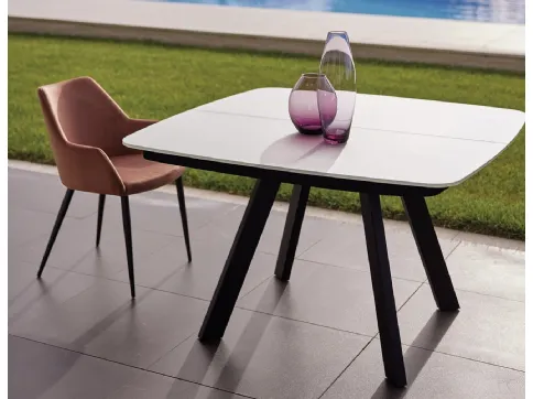 Tavolo allungabile Raffaello T32 con top in vetro di Friulsedie