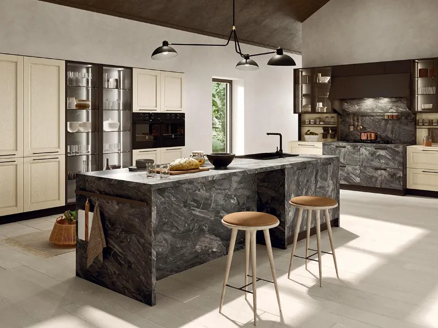 Cucina Classica con isola Aurora 02 in laminato effetto Marmo e Frassino di Astra