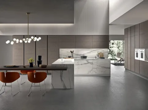 Cucina Design con penisola Mood 01 in laminato effetto marmo e legno di Astra