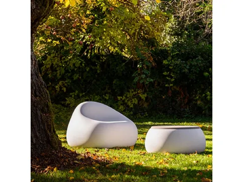 Poltrona di design Stone-P in polipropilene bianco di La Seggiola