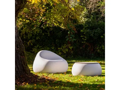 Poltrona di design Stone-P in polipropilene bianco di La Seggiola